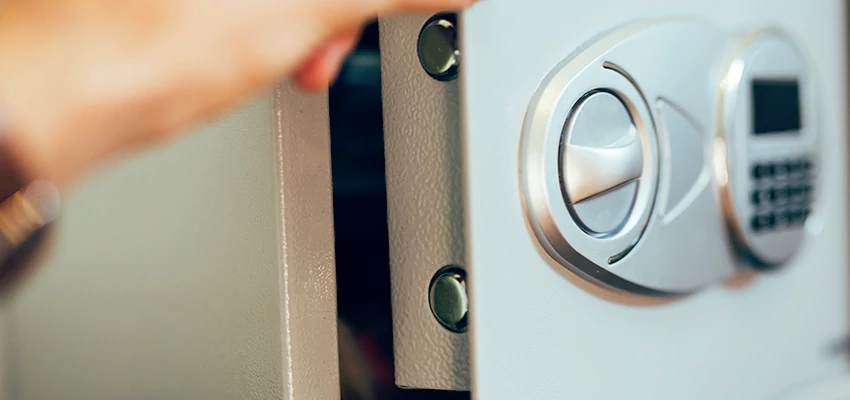 Fingerprint Safe Openers in Mission Viejo, CA
