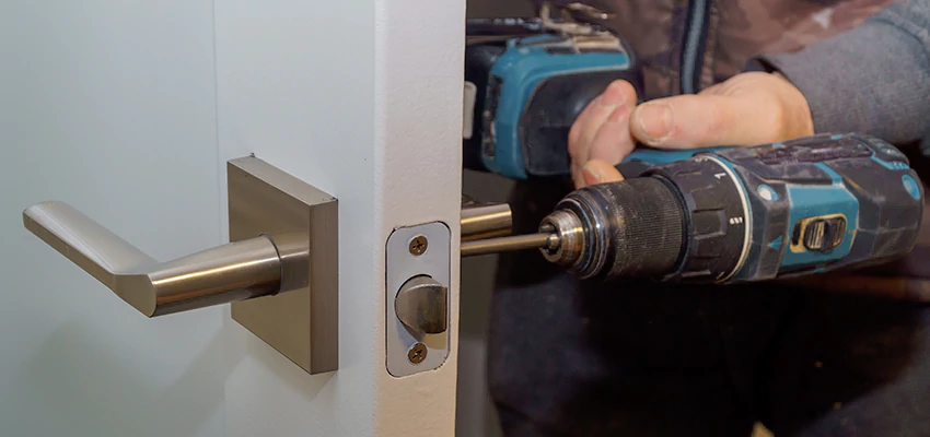 Broken Door Handle Lock Repair in Mission Viejo, California